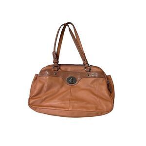 Coach leather purse bag pinkish/orange salmon color